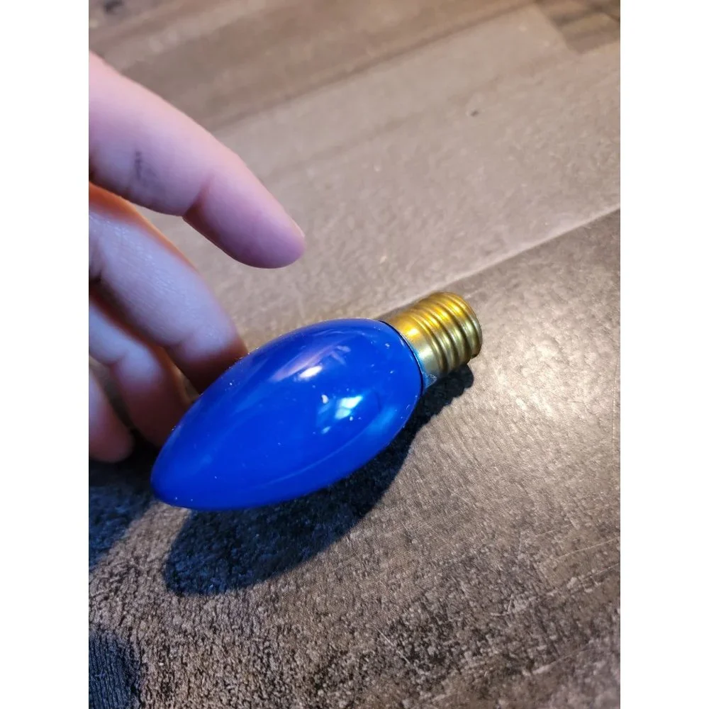Blue light bulb xmas‎